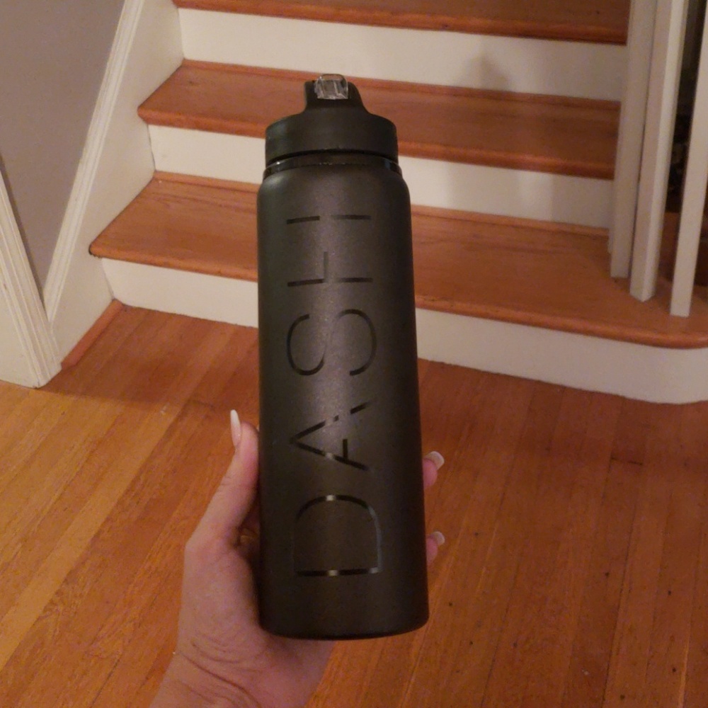 Authentic matte black DASH water bottle.